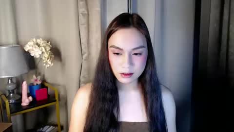 Snapshot of jelian365 chatting on 11.28.25 Jelian online show from 11.28.25