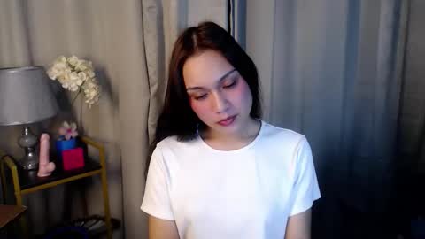 Snapshot of jelian365 chatting on 11.30.25 Jelian online show from 11.30.25