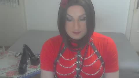 Snapshot of jellena87 chatting on 12.19.25 Jellena online show from 12.19.25