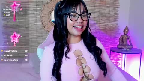 Snapshot of jena_nicols chatting on 12.22.24 Jena online show from 12.22.24