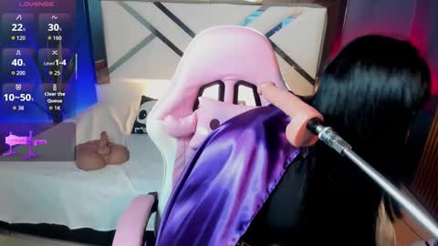 Snapshot of jena_nicols chatting on 10.31.25 Jena online show from 10.31.25