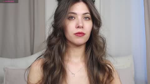 Snapshot of jenaloren chatting on 12.17.24 Jena dont forget to thumbs up your rating is so important to me online show from 12.17.24