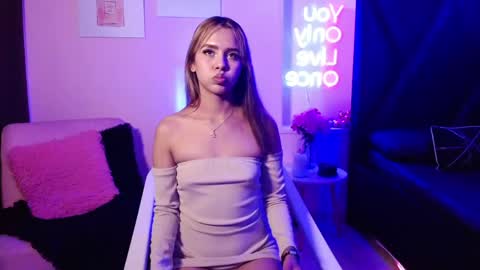 jeni_fire online show from 05.23.26