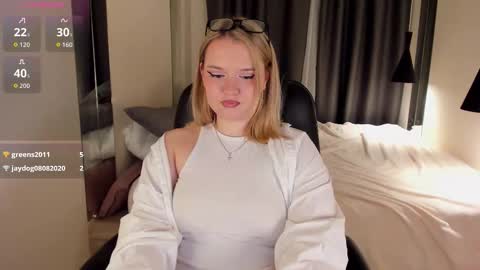 Snapshot of jeniceloveit_ chatting on 03.14.26 Jenice online show from 03.14.26