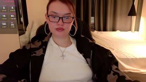 Snapshot of jeniceloveit_ chatting on 06.22.26 Jenice online show from 06.22.26