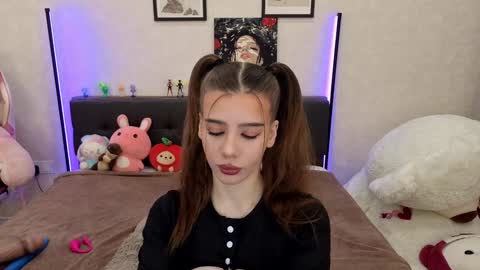 Dolly online show from 10.05.25