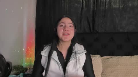 jeniferpowell_nm online show from 10.18.25