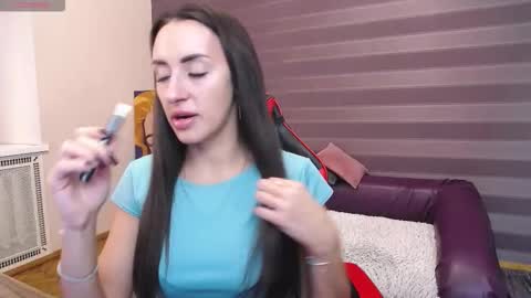 Kira online show from 10.28.25