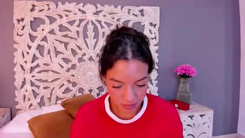 Snapshot of jenifferlopez_ chatting on 10.15.25 Samanta online show from 10.15.25