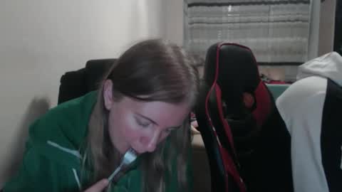 JenisAndPeter online show from 10.17.25