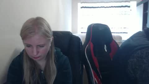 JenisAndPeter online show from 04.24.26