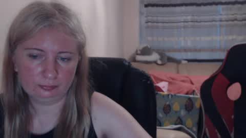 JenisAndPeter online show from 06.12.26