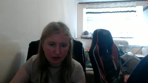 JenisAndPeter online show from 06.14.26