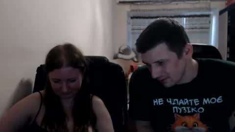 Snapshot of jenisandpeter chatting on 07.16.26 JenisAndPeter online show from 07.16.26