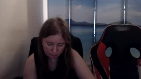 Snapshot of jenisandpeter chatting on 07.30.26 JenisAndPeter online show from 07.30.26