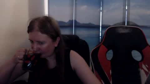 Snapshot of jenisandpeter chatting on 07.31.26 JenisAndPeter online show from 07.31.26