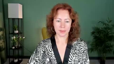 Snapshot of jennali1 chatting on 06.23.26 Jenna online show from 06.23.26