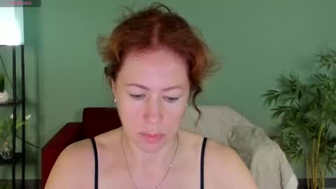 Snapshot of jennali1 chatting on 07.07.26 Jenna online show from 07.07.26