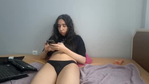 Snapshot of jennalore chatting on 02.04.25 JennaLore online show from 02.04.25