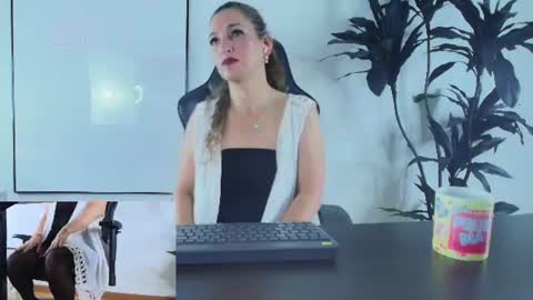  Call Me Jenna  online show from 08.02.26
