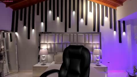 Jenna Olson  online show from 07.05.26