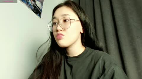 Snapshot of jennatyan chatting on 03.05.25 JENNA online show from 03.05.25