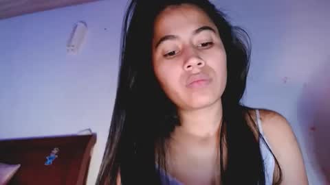 Snapshot of jenner_lena chatting on 04.16.26 jenner_lena online show from 04.16.26