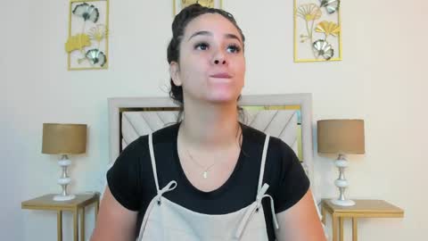 Snapshot of jenner_madison chatting on 06.03.26 jenner_madison online show from 06.03.26