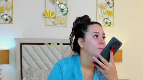 Snapshot of jenner_madison chatting on 06.10.26 jenner_madison online show from 06.10.26