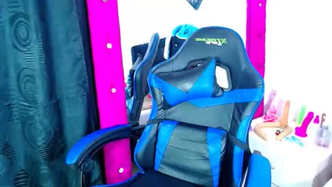 Snapshot of jenng18 chatting on 02.03.26 jenn online show from 02.03.26