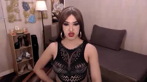 jenniegarcia online show from 11.23.25