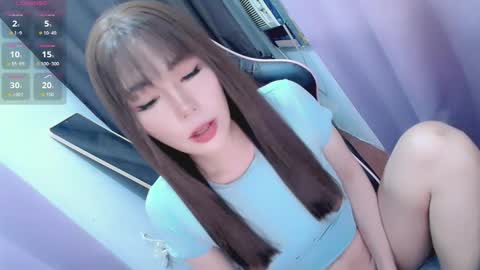 Snapshot of jenniethetg69 chatting on 11.09.25 jennie online show from 11.09.25