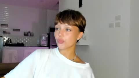 Jenifer Clyde online show from 06.19.26
