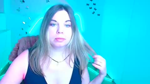 Jennifer online show from 03.09.26