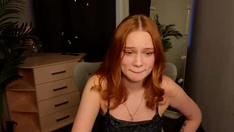 Snapshot of jennifer_shy_ chatting on 02.27.26 Jennifer online show from 02.27.26