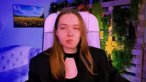 Jennifer online show from 10.28.25