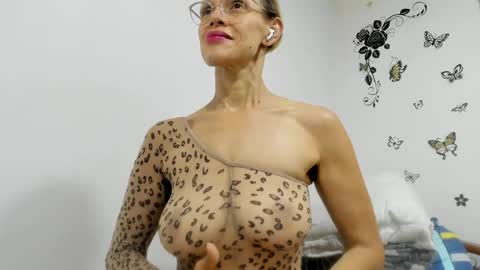 jenniferloveyou online show from 06.05.26