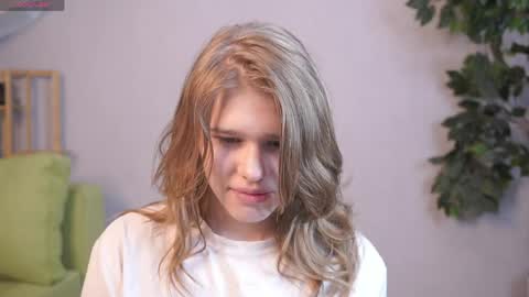 Sofia  online show from 05.06.26