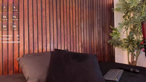     online show from 02.04.25