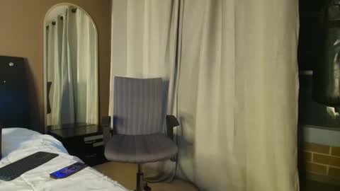 Snapshot of jennmullatta_ chatting on 02.07.25 Jenn online show from 02.07.25