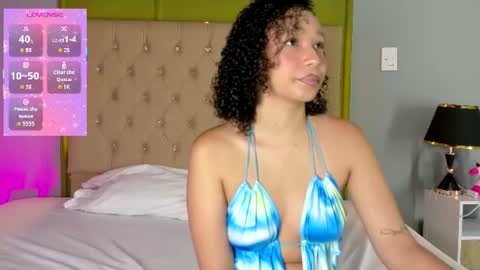 Snapshot of jenny__lawrence chatting on 07.13.26 jenny__lawrence online show from 07.13.26