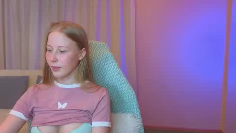 Snapshot of jenny_angelok chatting on 01.12.25 Next broadcast on December 05 subject to change  online show from 01.12.25