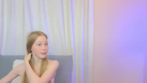 Snapshot of jenny_angelok chatting on 10.26.25 Next broadcast on December 05 subject to change  online show from 10.26.25