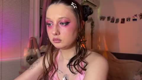 Jennifer Jenny Darling   online show from 07.02.26