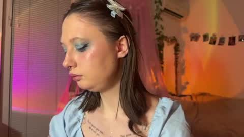 Jennifer Jenny Darling   online show from 07.12.26