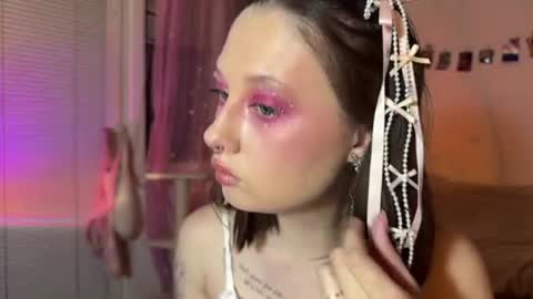 Jennifer Jenny Darling   online show from 07.18.26