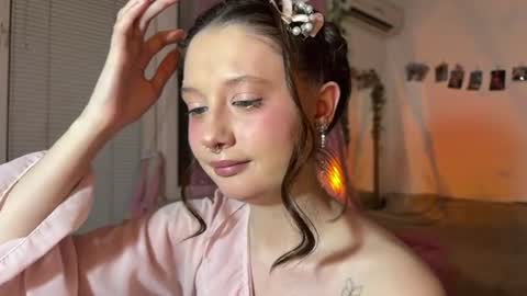 Jennifer Jenny Darling   online show from 07.28.26