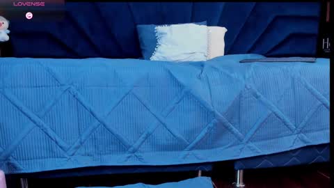 Snapshot of jenny_golden1 chatting on 01.30.25 Jenny online show from 01.30.25