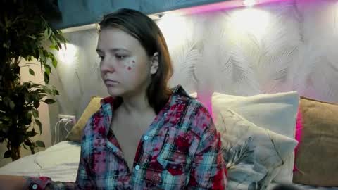 Snapshot of jenny_jimmy chatting on 09.23.25 Jenny online show from 09.23.25