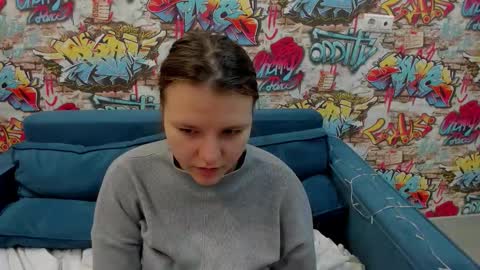 Snapshot of jenny_jimmy chatting on 12.23.25 Jenny online show from 12.23.25